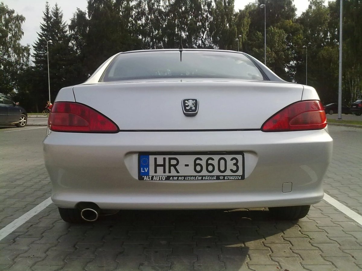 Пежо 406 купе в Феррари