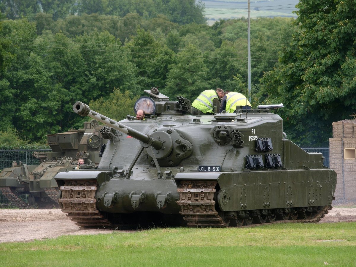 Тортоис танк