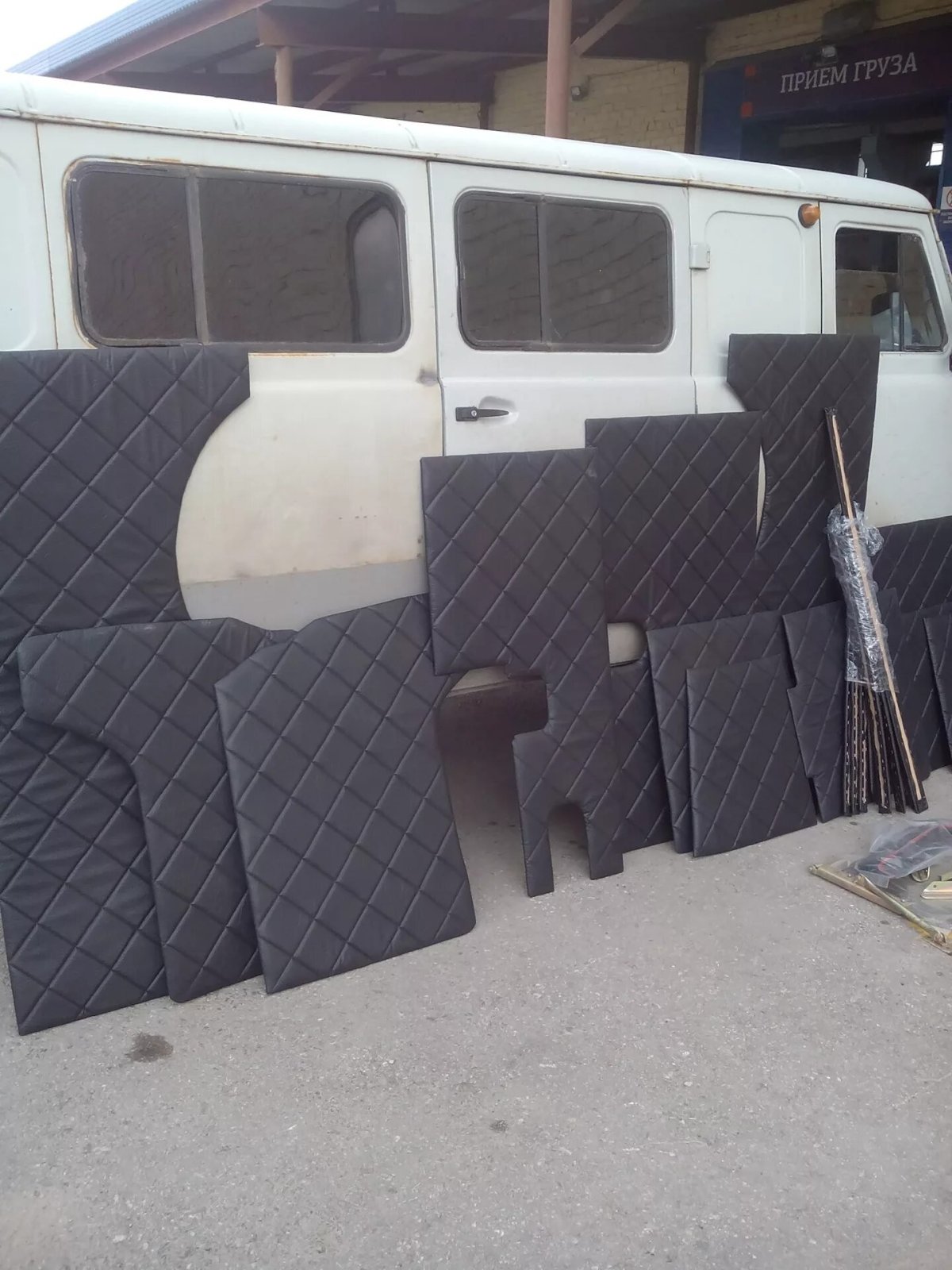 Обшивка, обивка салона УАЗ 452 Буханка