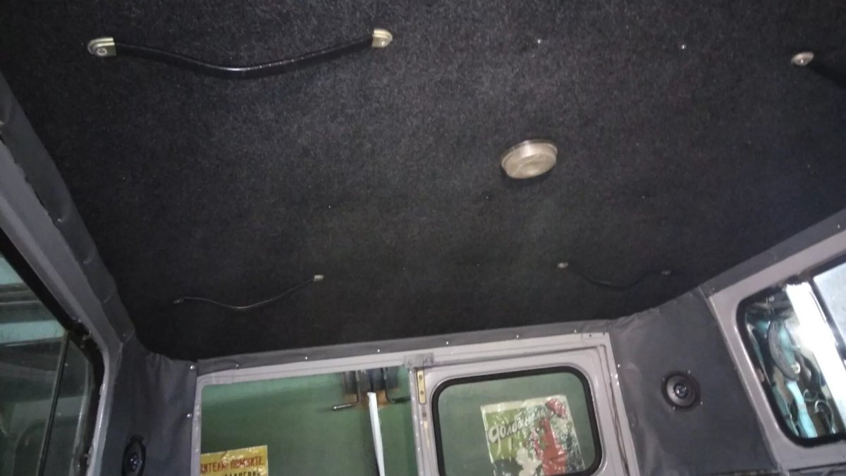 Обшивка потолка УАЗ 3303