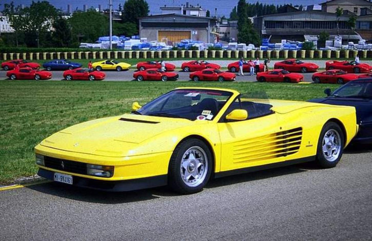 Ferrari Testarossa 2022