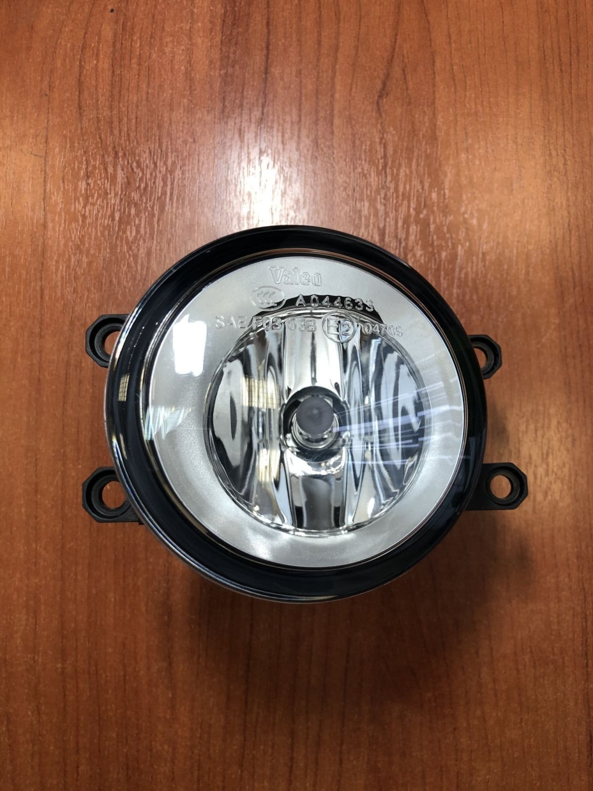 VALEO 044256 - фара противотуманная