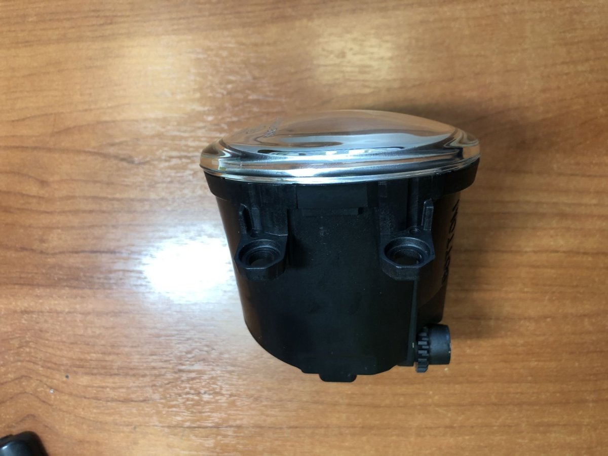 VALEO 088 045 фара противотуманная правая