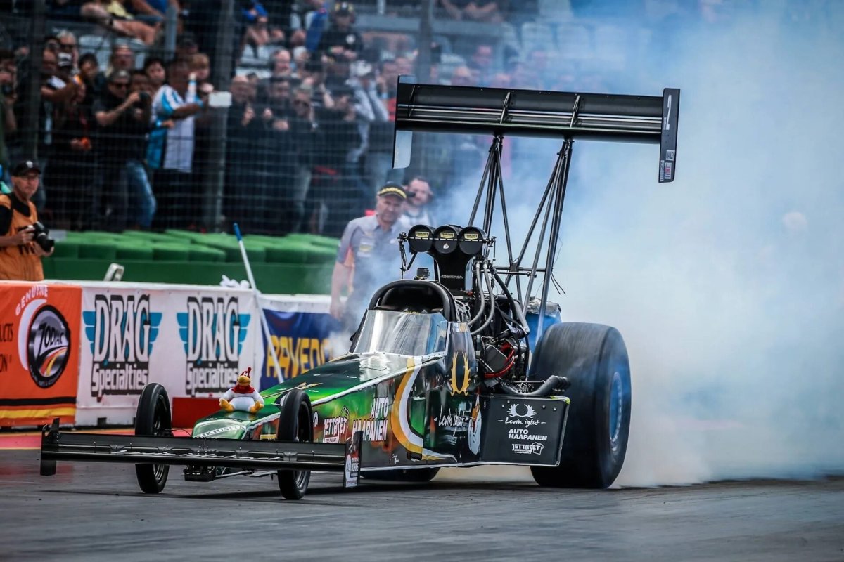 Дрэг-рейсинг