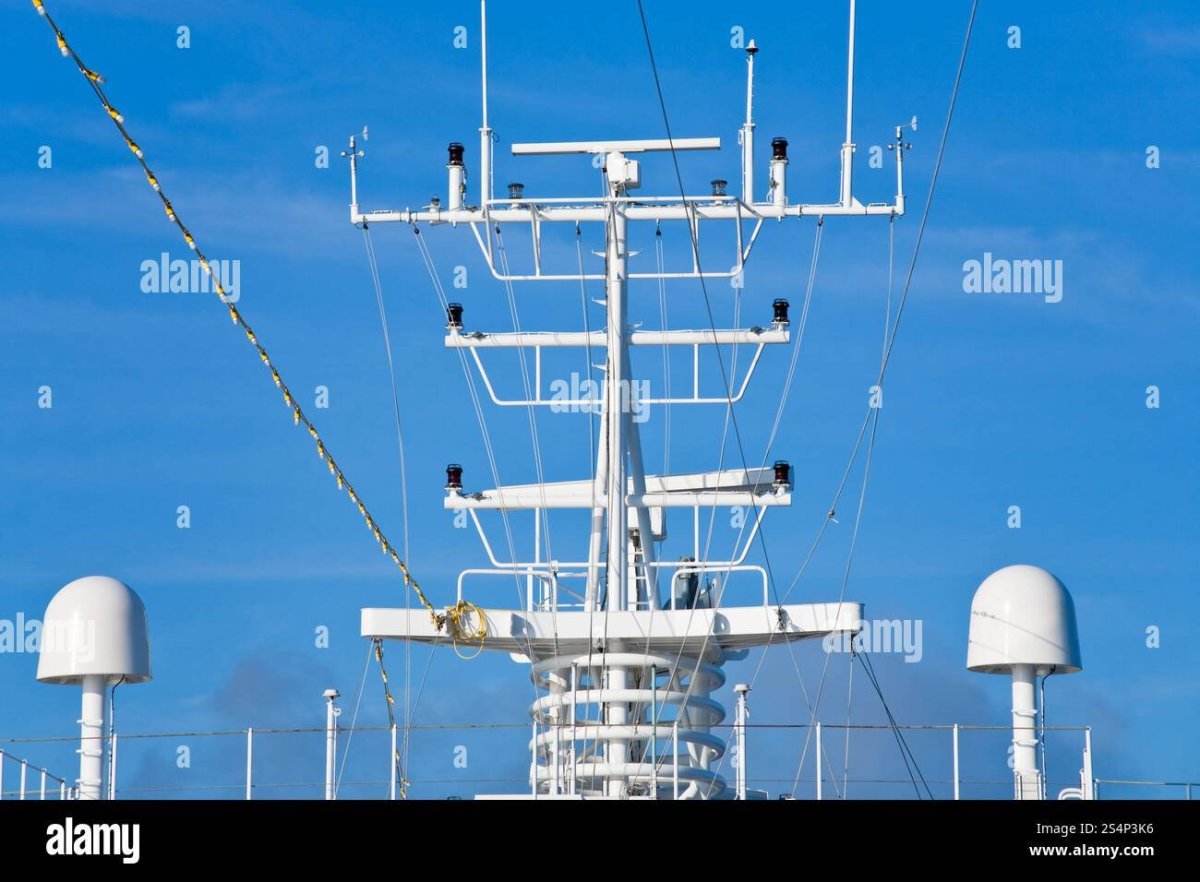 Антенны на круизных лайнерах