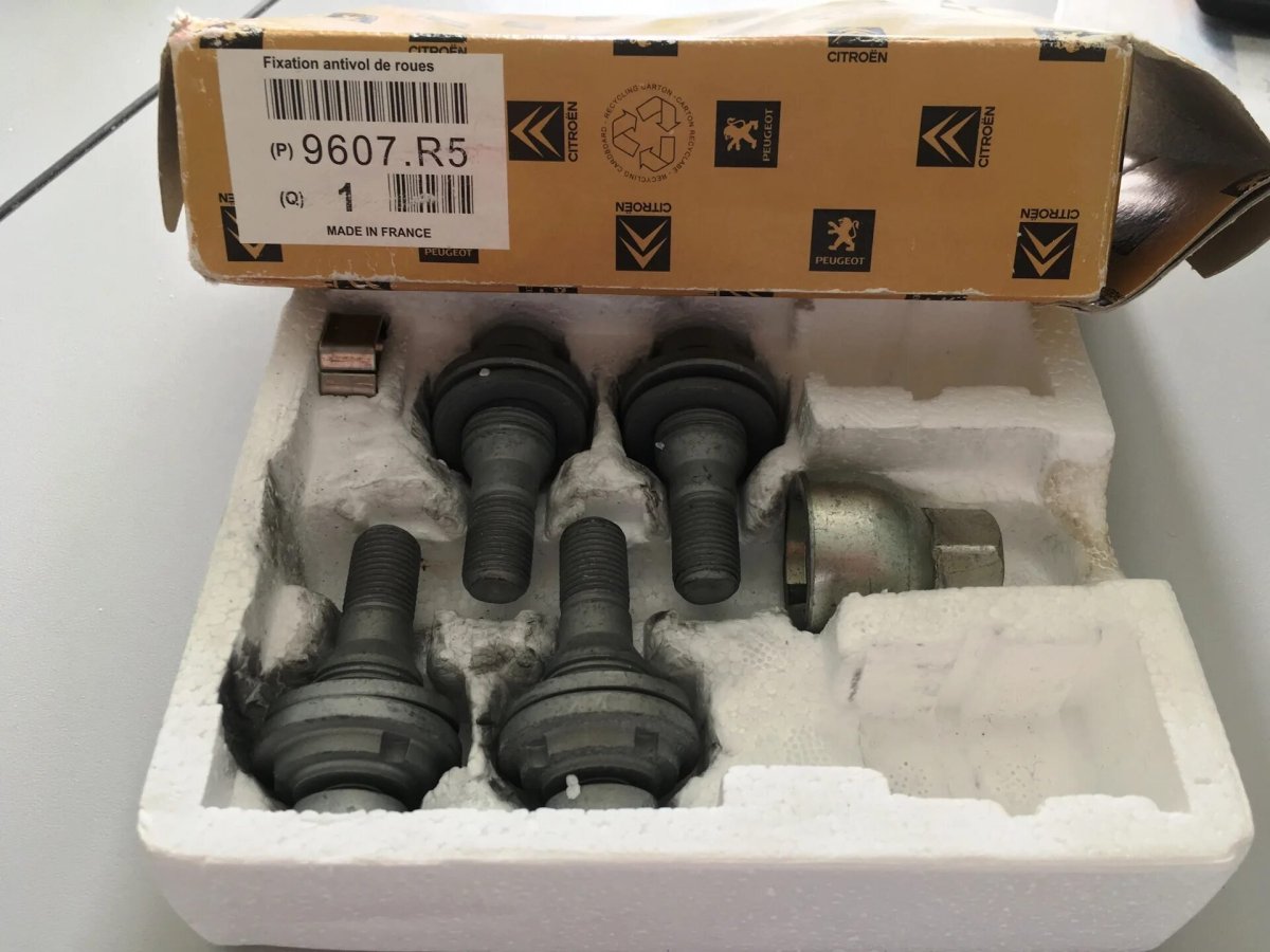 Секретки на колёса 9607/r5