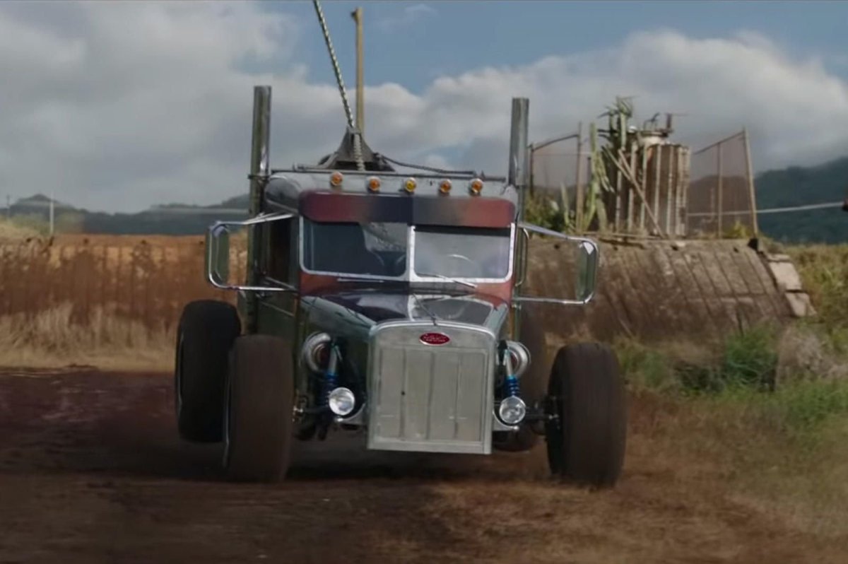 Форсаж Хоббс и шоу Peterbilt