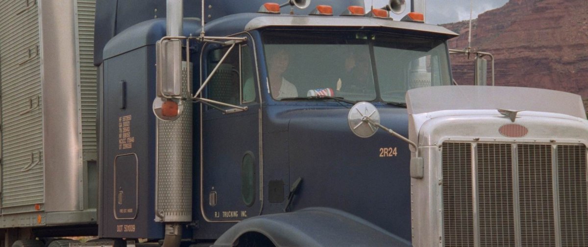 Петербилт 377