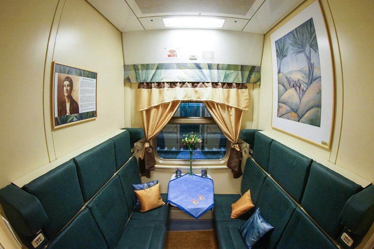 Фирменный поезд Жигули Москва Самара