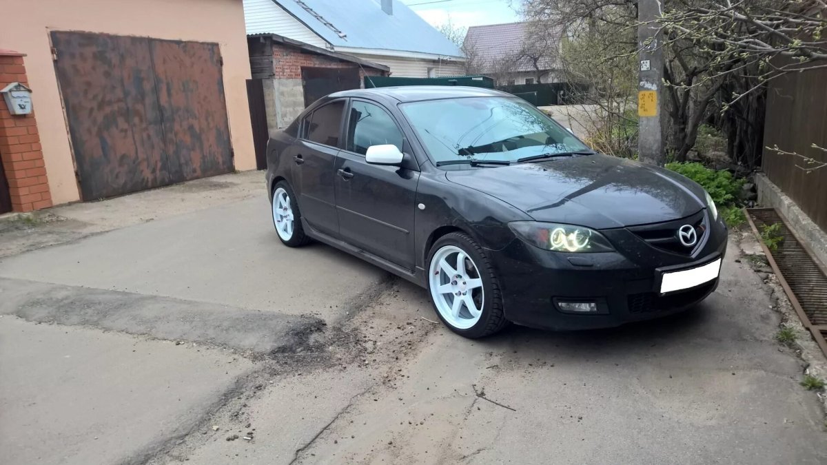 Мазда 3 БК на 18 дисках