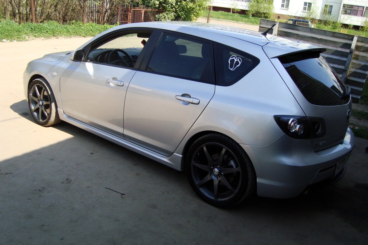 Мазда 3 хэтчбек на 17 дисках