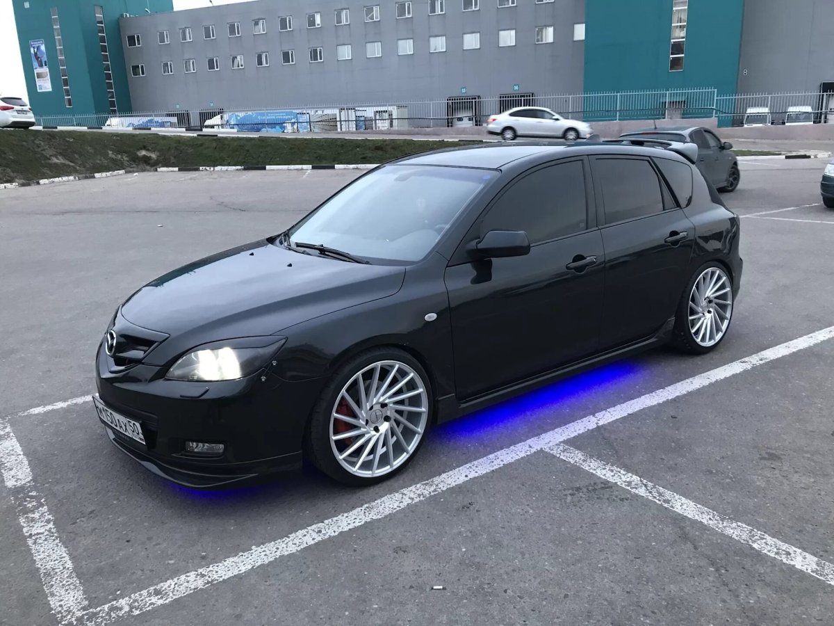 Мазда 3 на ВОССЕНАХ r18