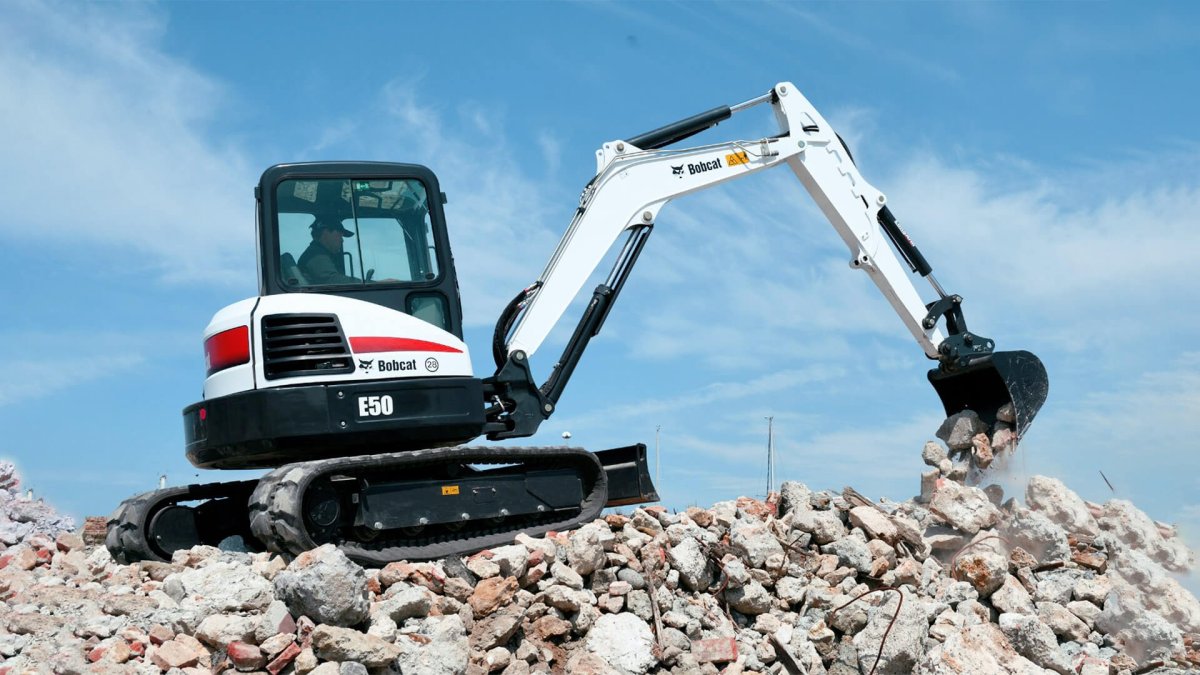 Мини экскаватор Бобкат е50