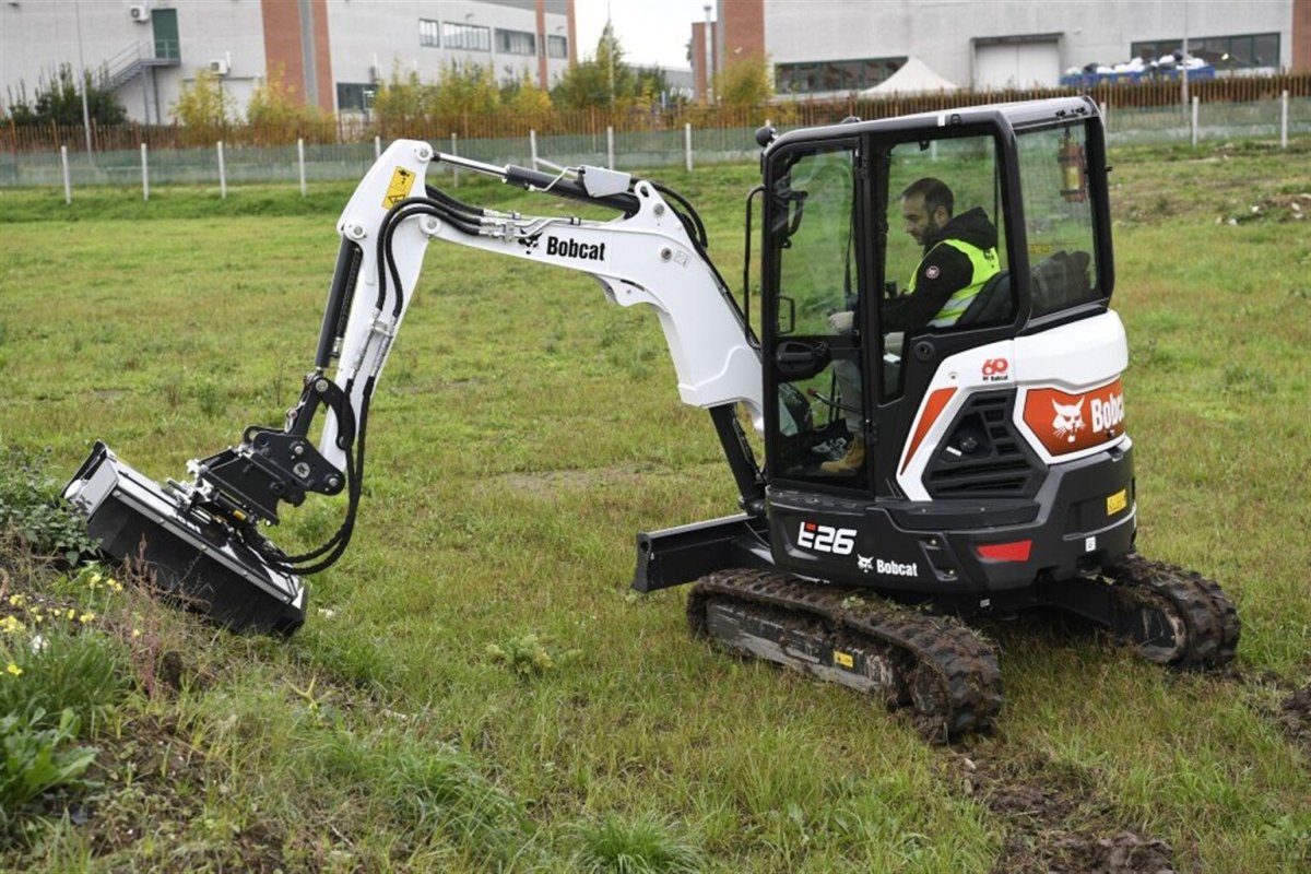 Экскаватор Bobcat e26