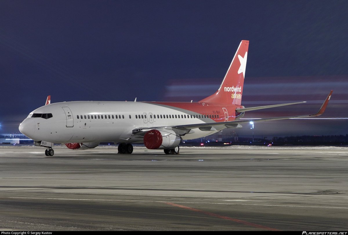 Боинг 737-800 Северный ветер