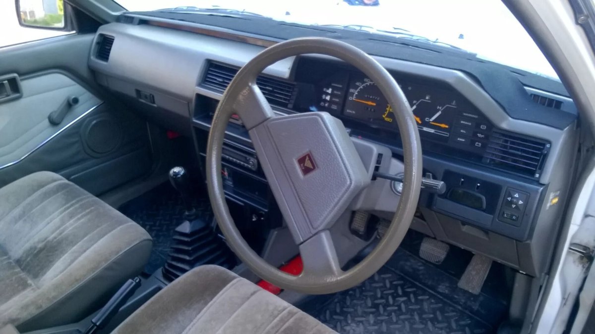 Nissan Bluebird 1985