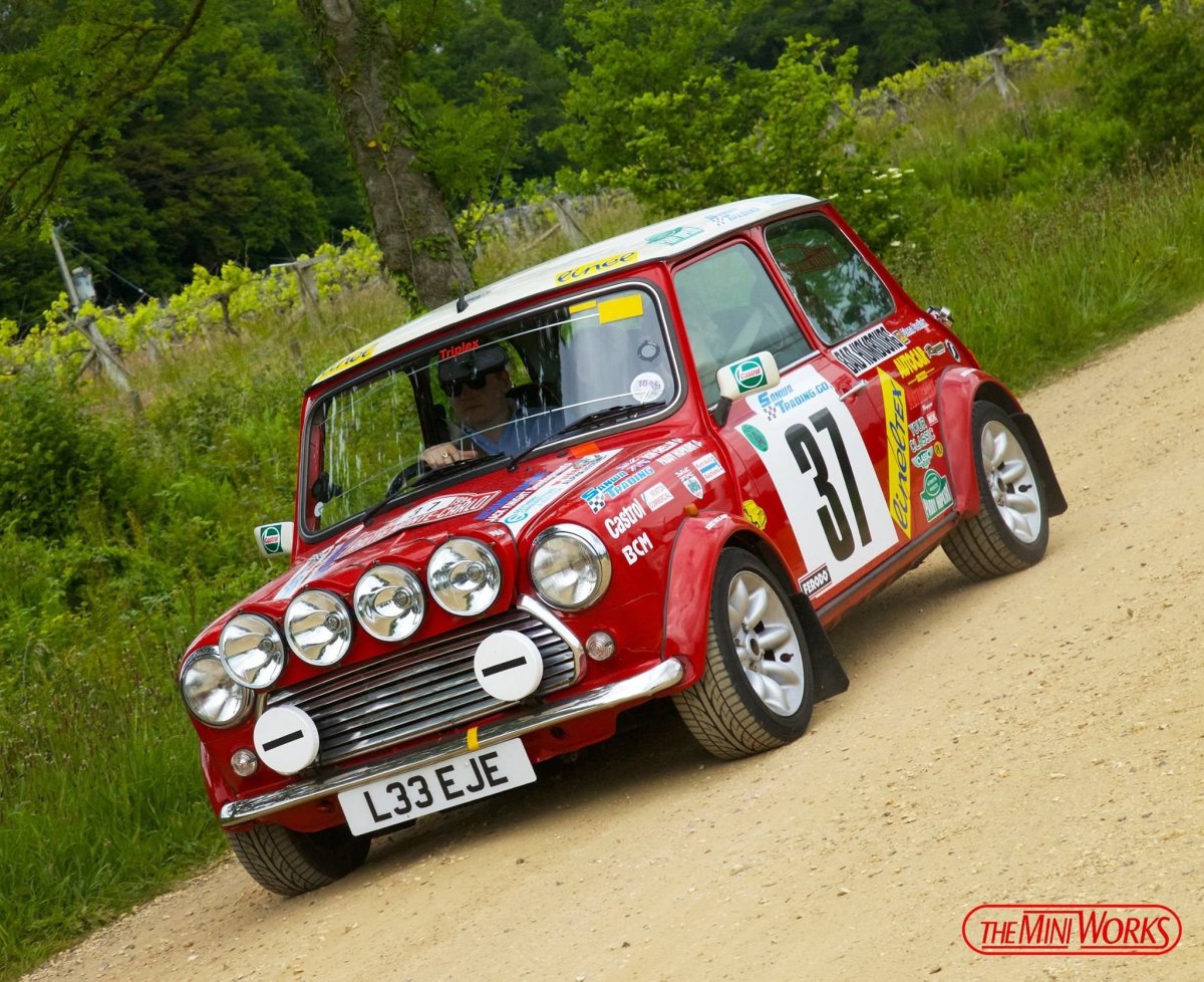 Гоночный мини Купер