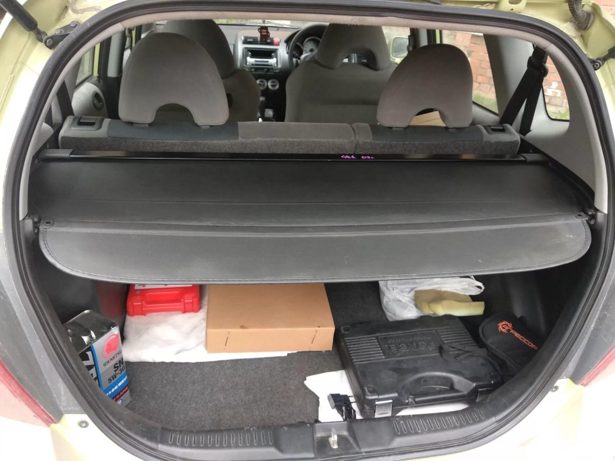 Полка багажника Хонда фит gd1