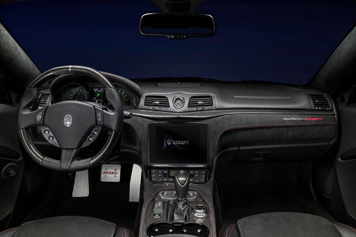 Мазерати Гран Туризмо 2020 салон