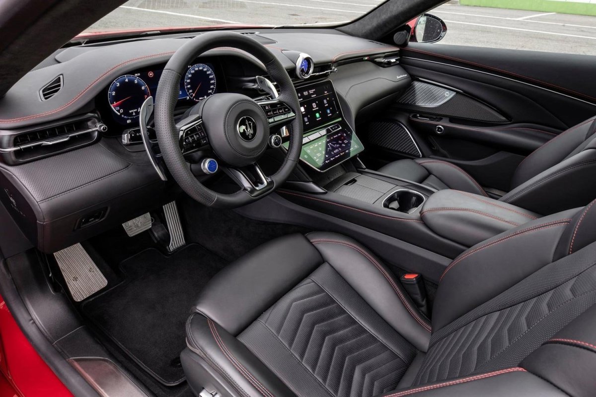 Размеры Maserati GRANTURISMO