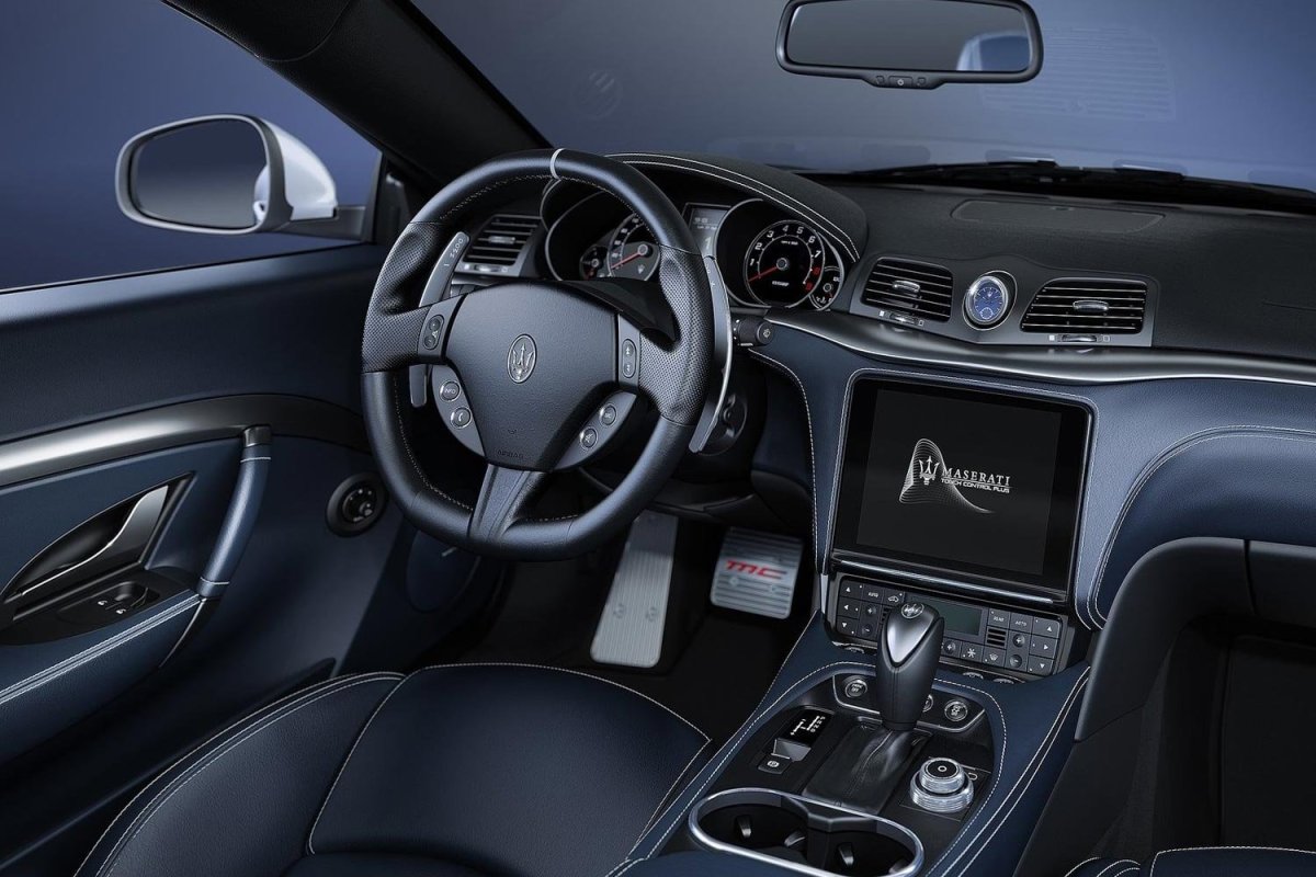 Maserati Levante 2018 салон