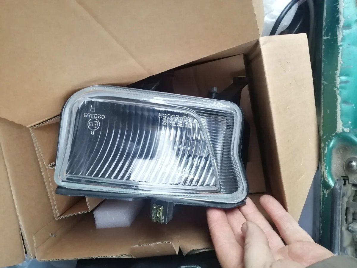 Фиат Пунто 2 противотуманки