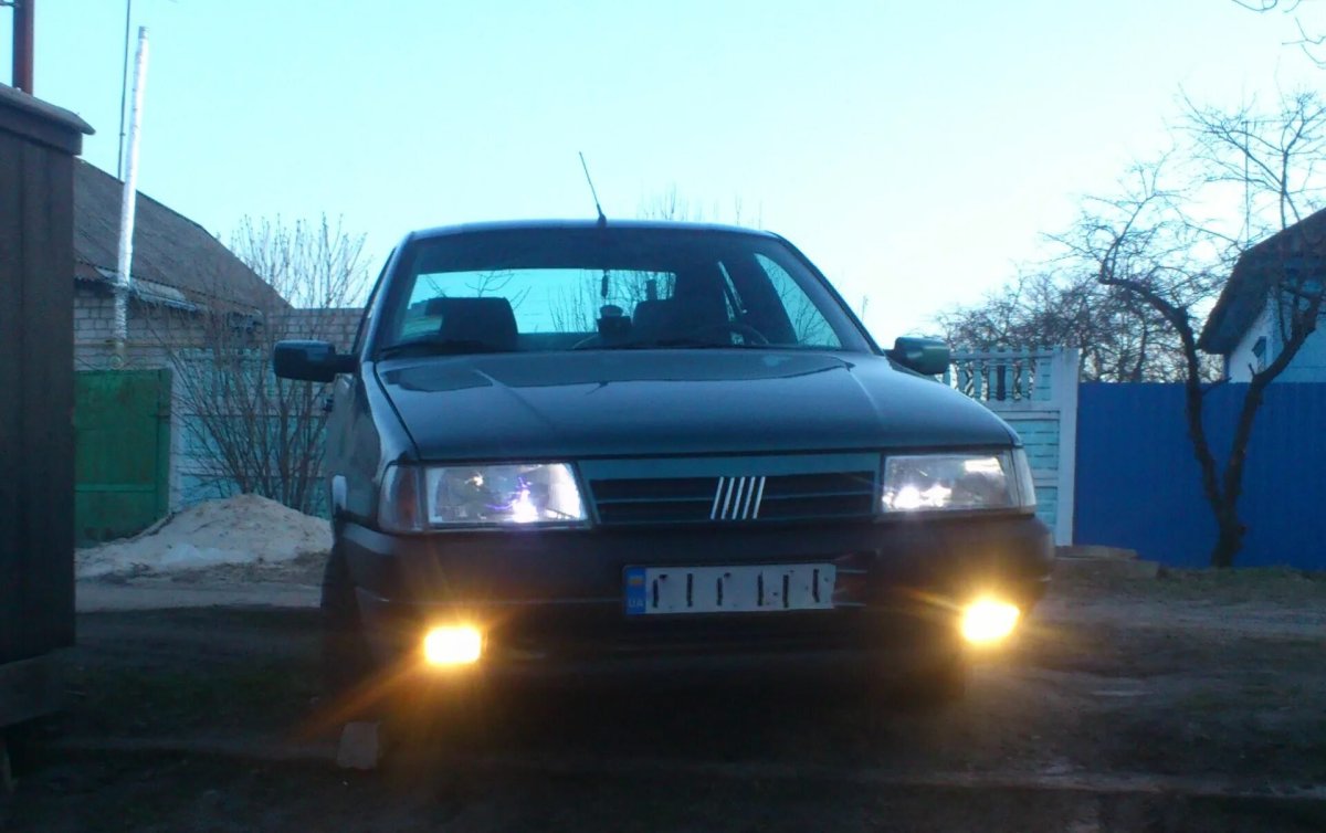 Противотуманные фары Фиат Альбеа