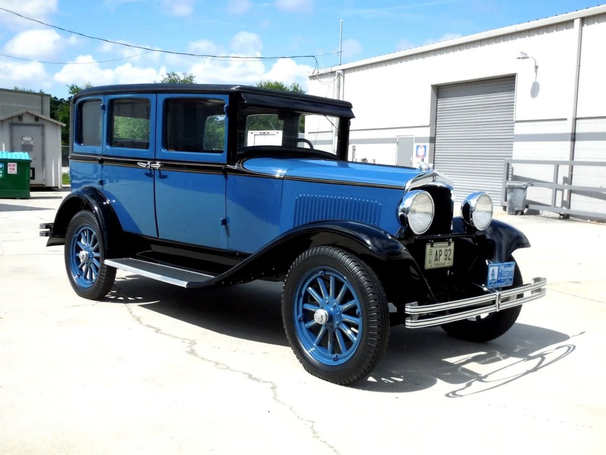 Автомобиль Плимут 1928