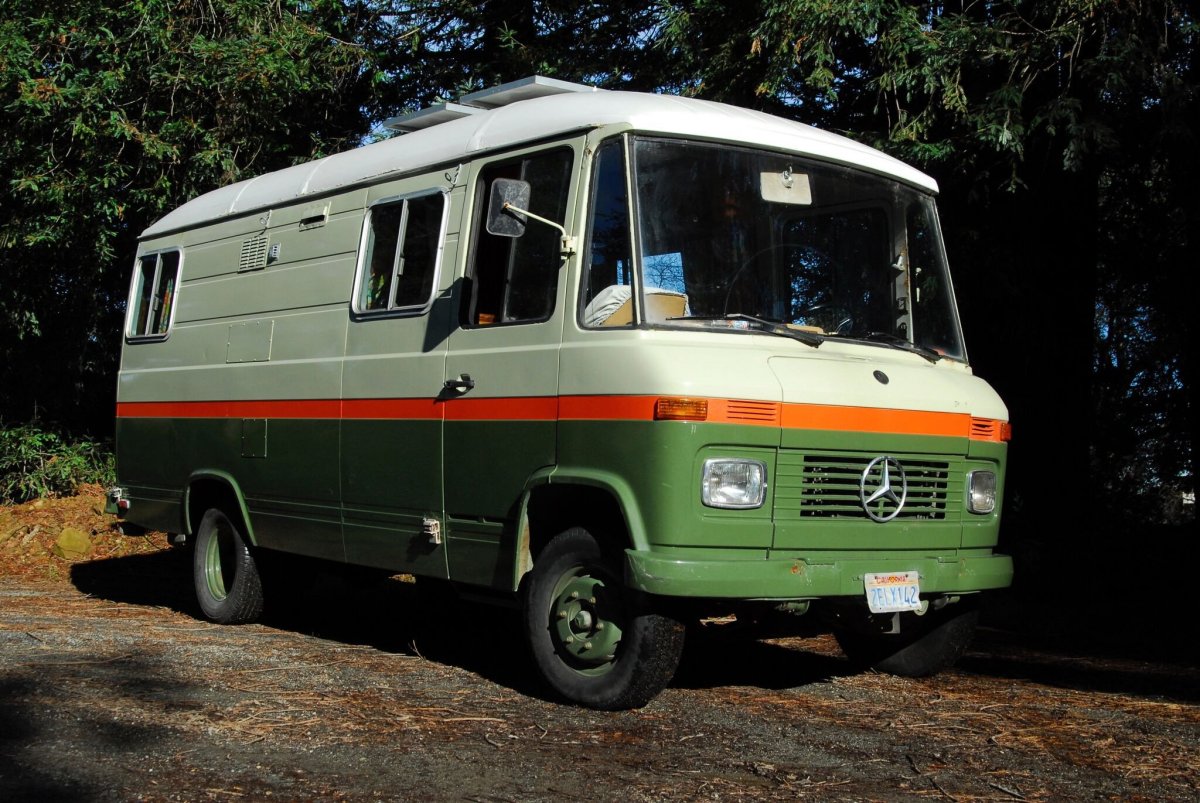 Mercedes-Benz 309