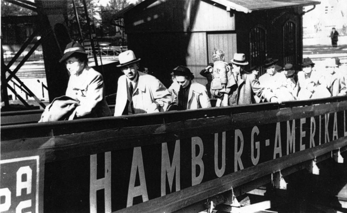 Лайнер сент-Луис с евреями