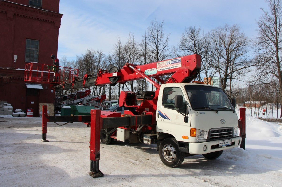 Автовышка Hyundai 28 метров