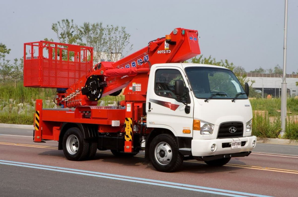 Автовышка Hyundai Mighty 28