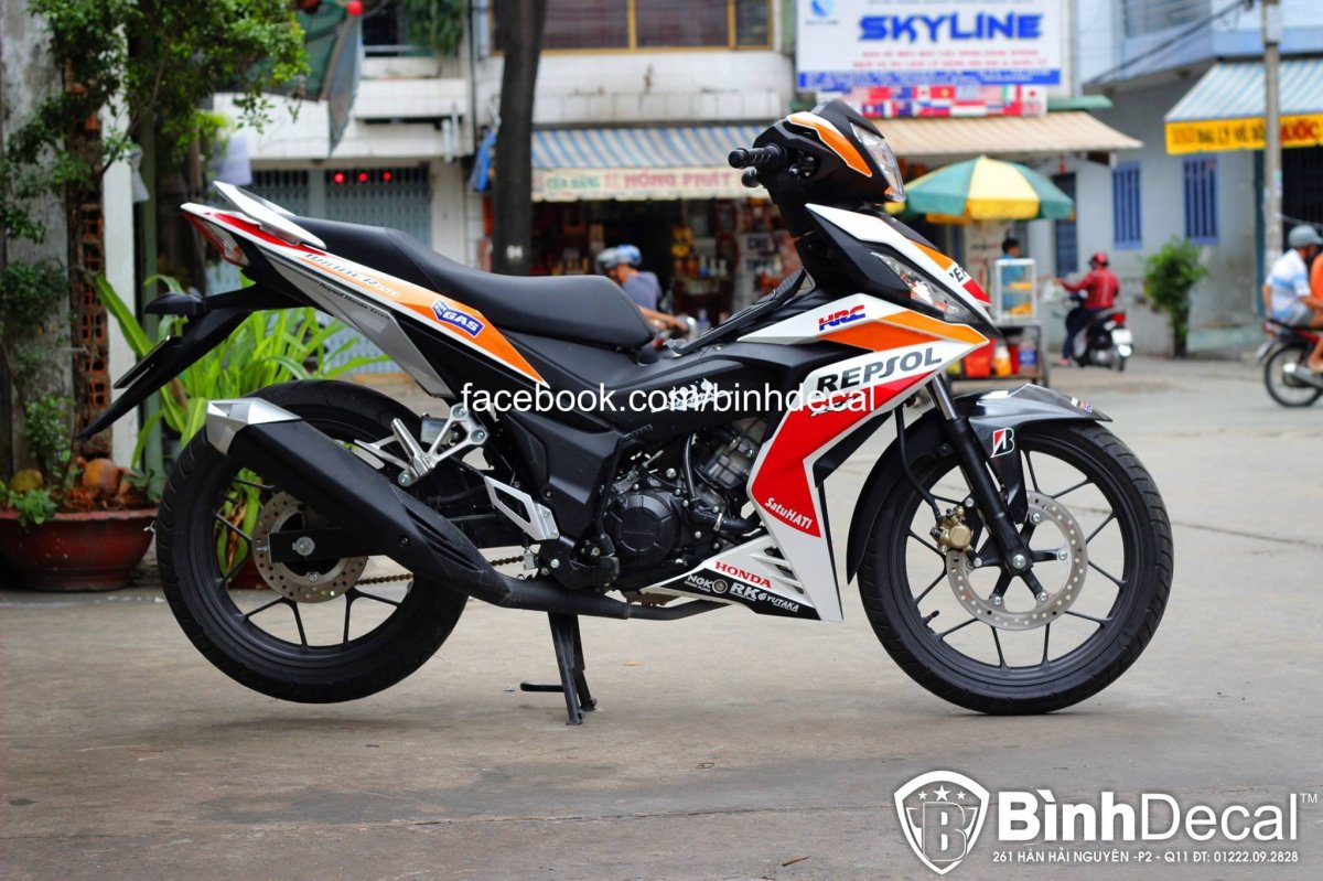 Skyline мотоцикл