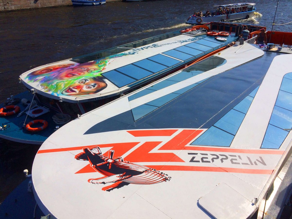 Теплоход Цеппелин СПБ