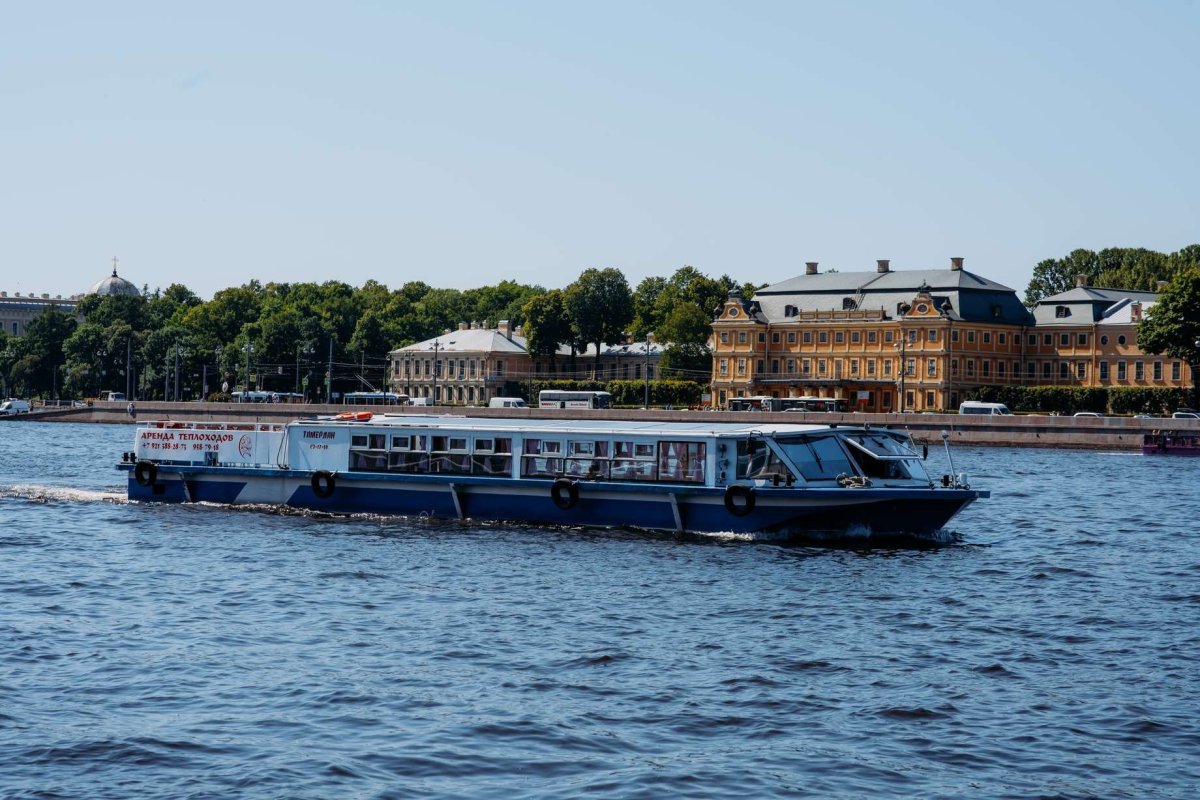 Теплоход Тамерлан СПБ