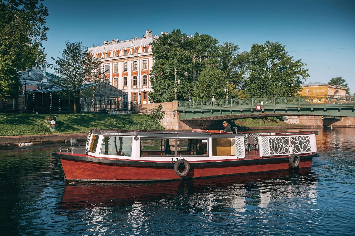 Теплоход Ладога Пудож