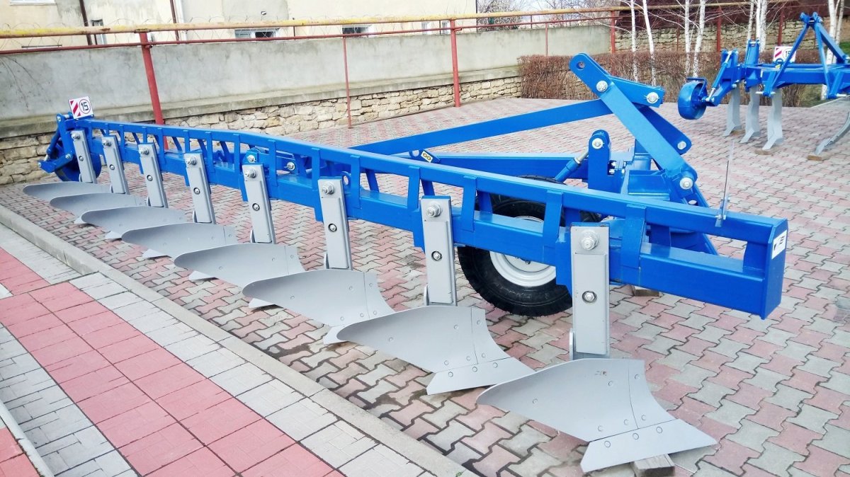 ПНУ-8х40 СВЕТЛОГРАДАГРОМАШ плуг навесной усиленный