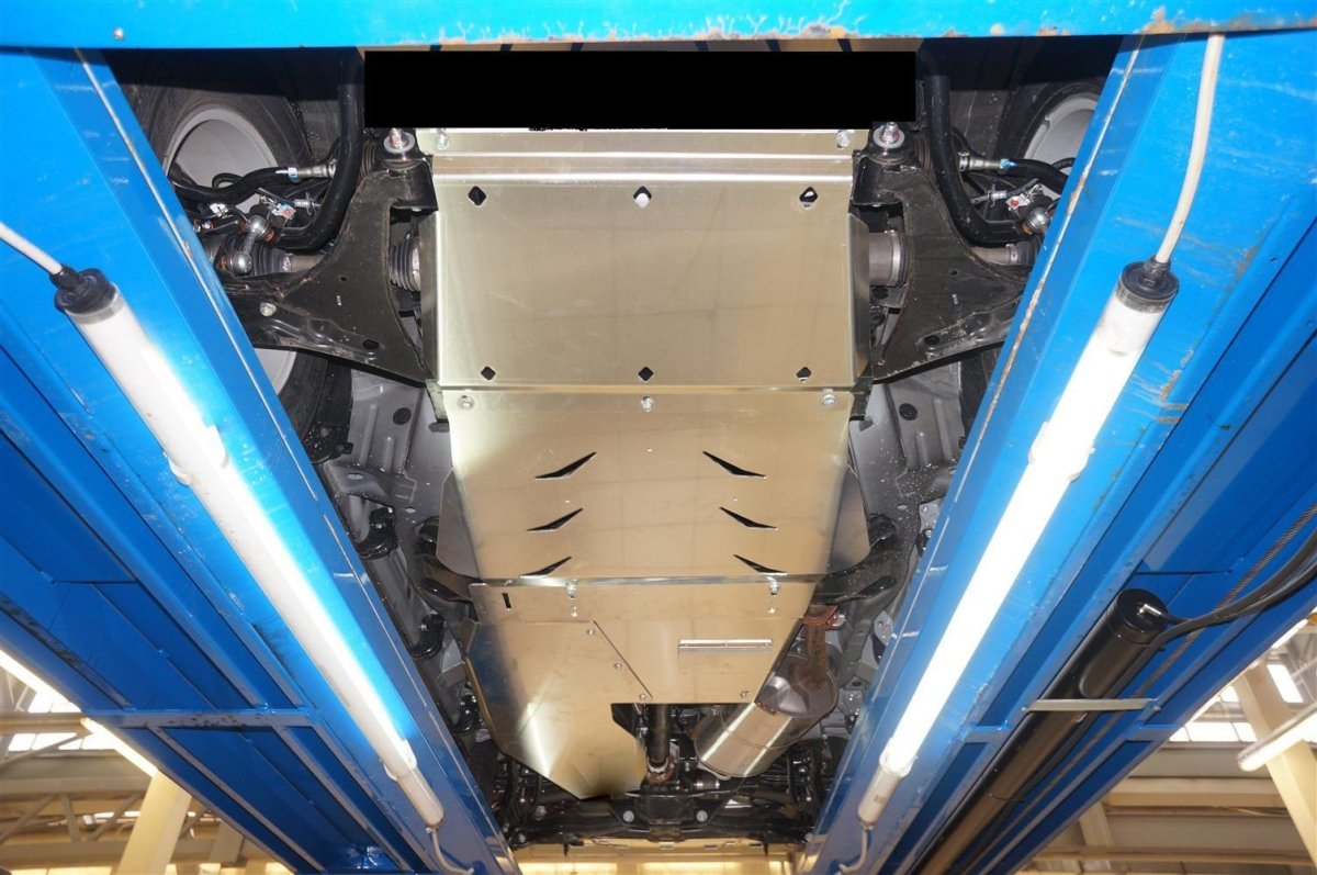 Защита днища Мицубиси Паджеро 4