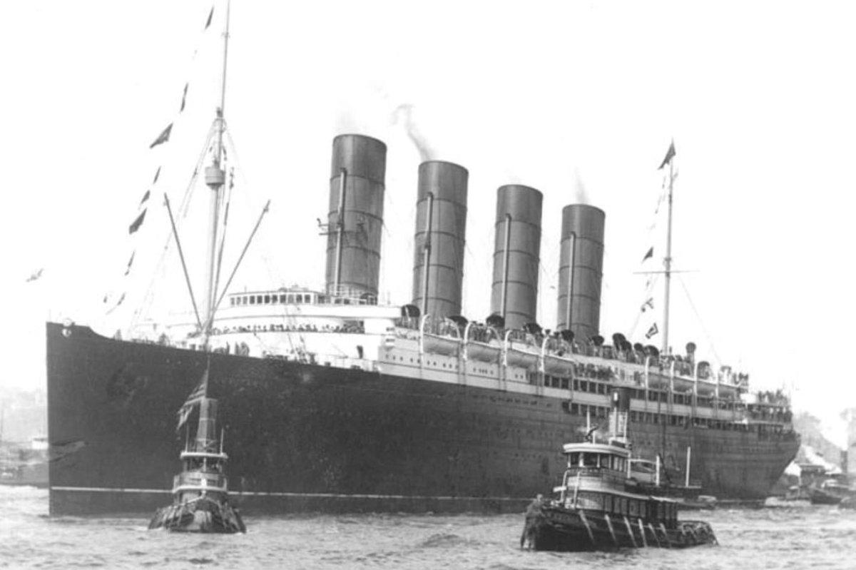 RMS Lusitania 1915