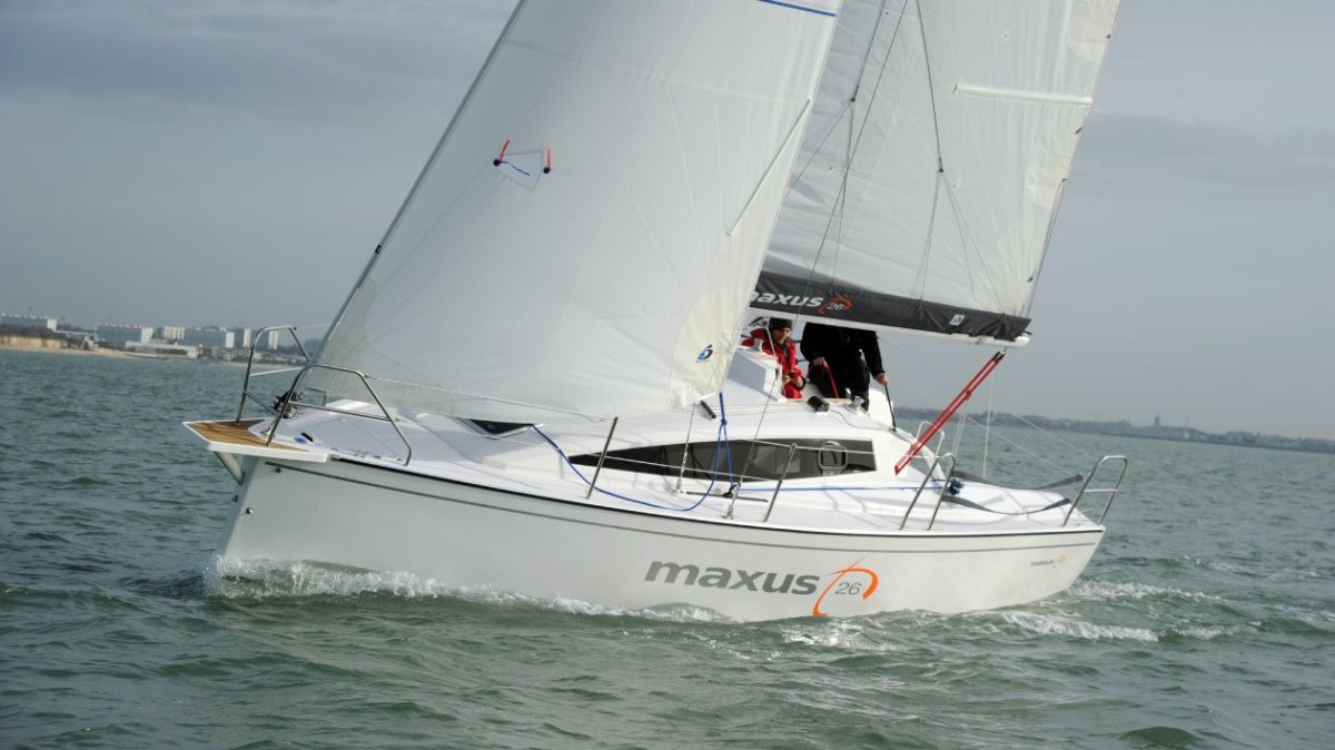 Максус 26 яхта