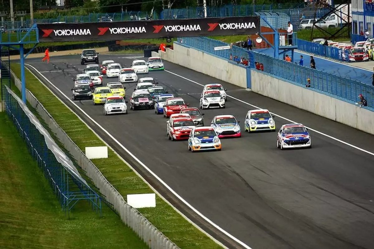 Кольцевые гонки фильм