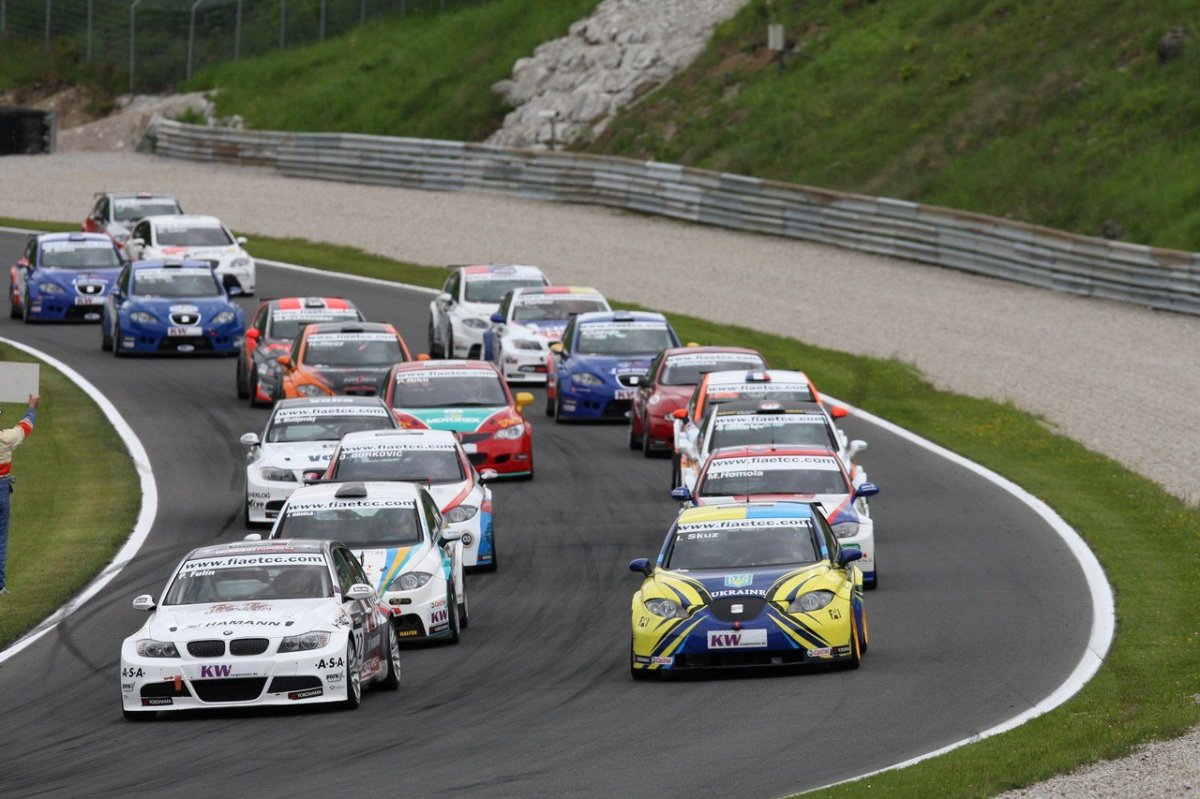 Машина гонка