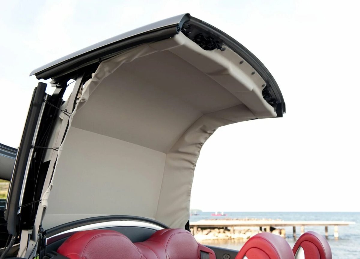 Кабриолет с мягкой крышей