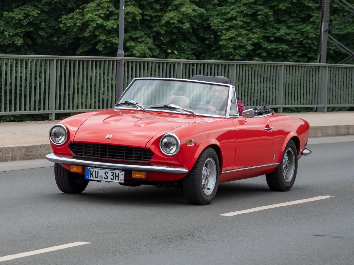 Fiat 124 Sport Spider