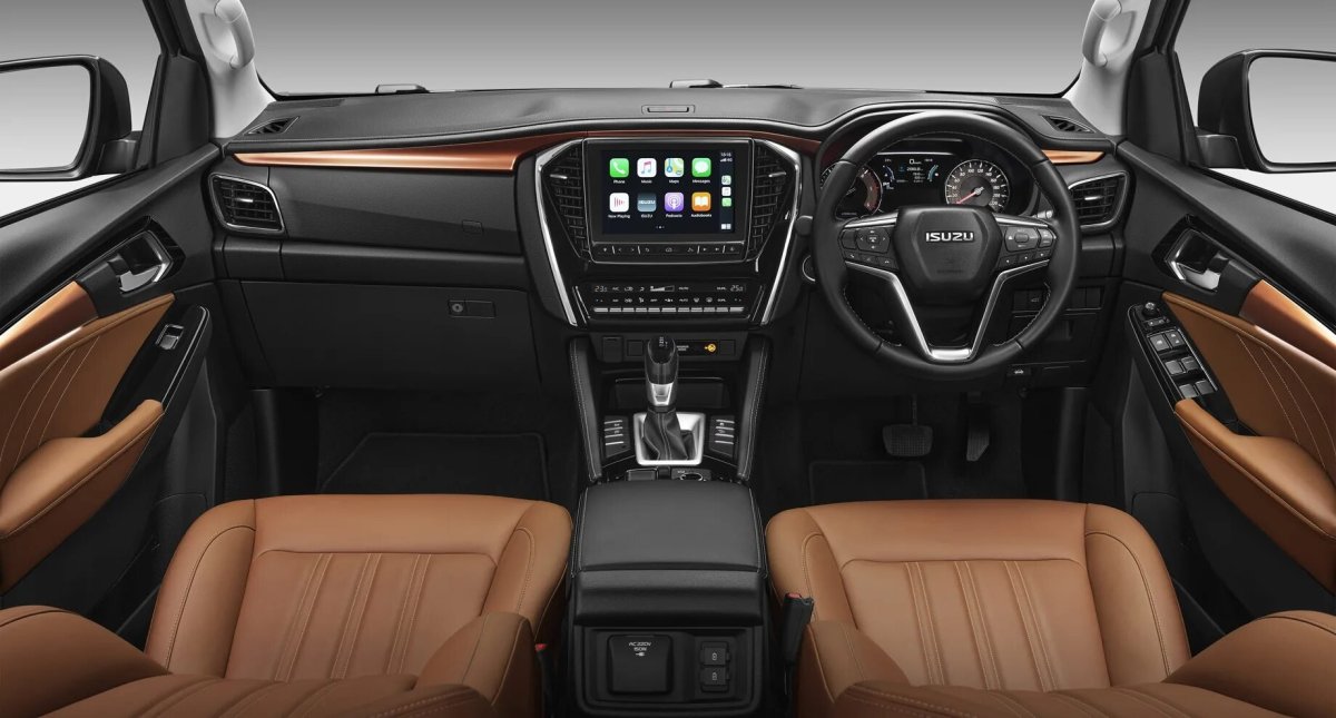 Isuzu mu-x 2021 салон