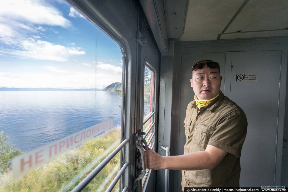 Байкал вид из поезда