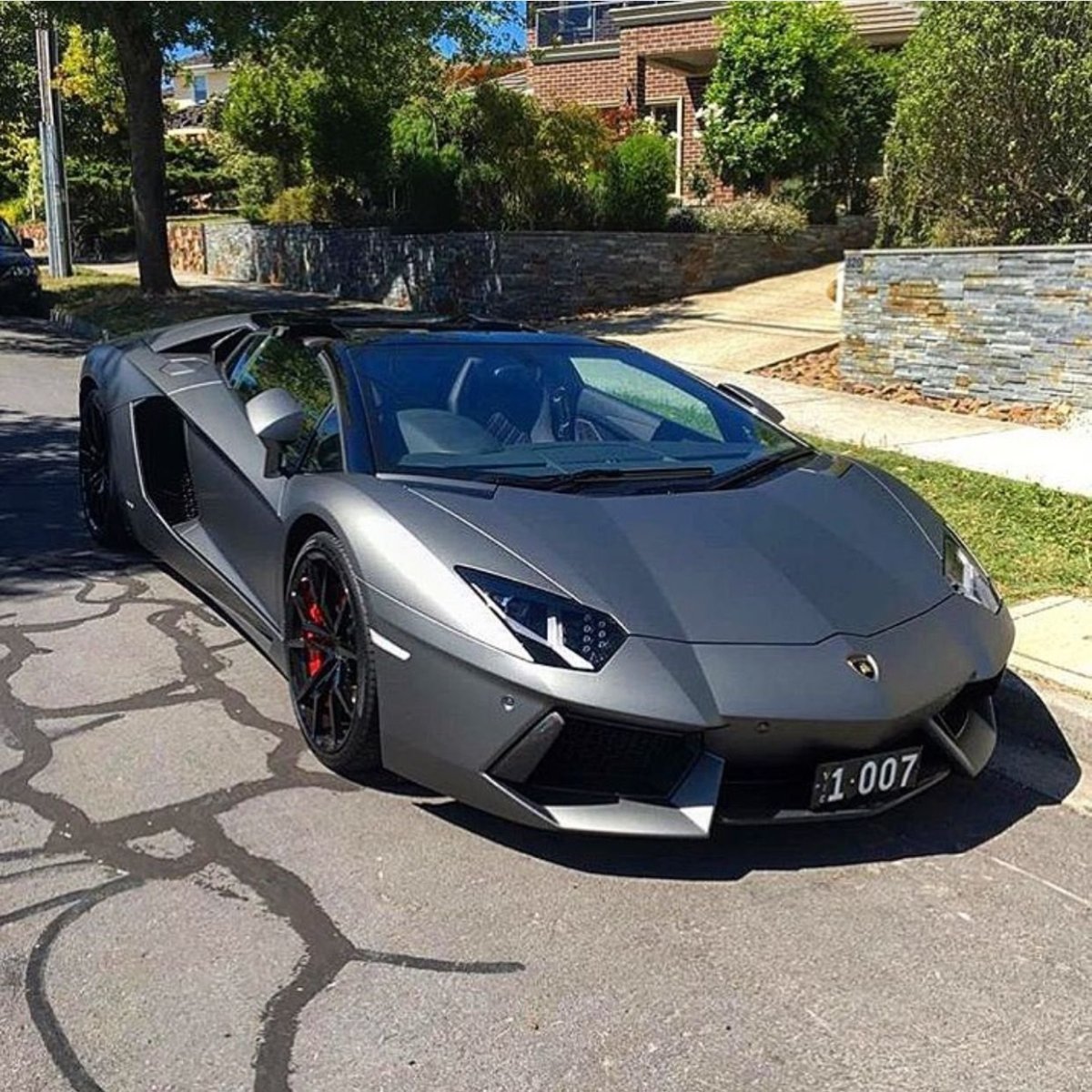Lamborghini Aventador Roadster