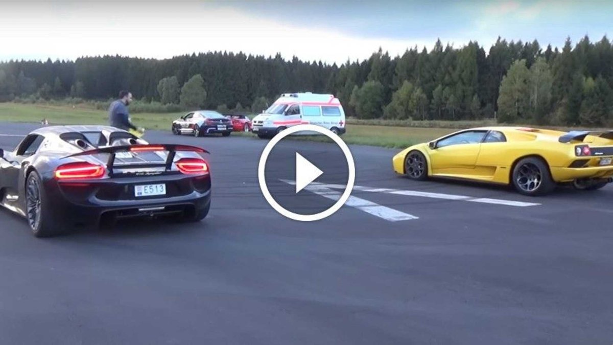 Гонка Бугатти Ламборджини и Феррари