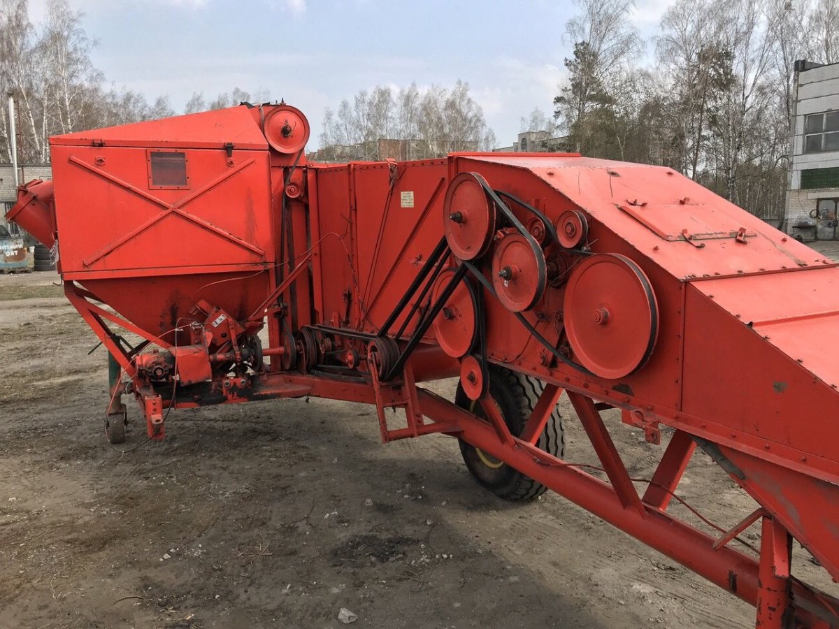 Комбайн зерновой Bizon z020