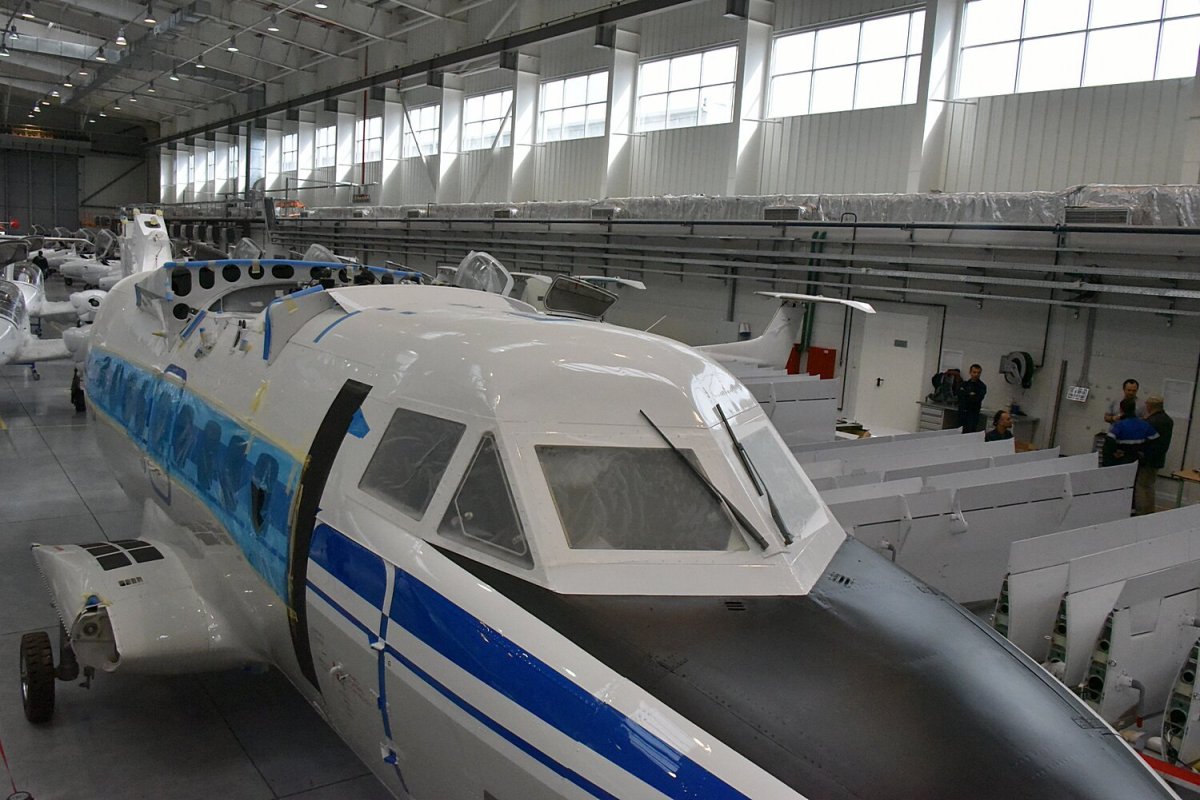 Самолет l-410 узга